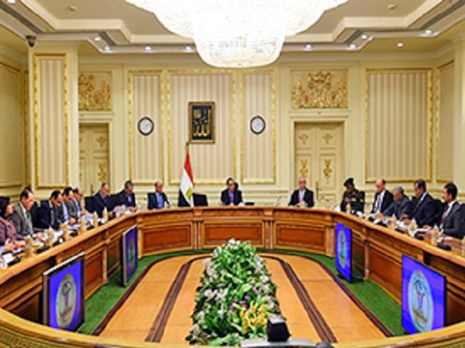 Egyptian Prime Minister Mustafa Madbouli chairs the 11 February meeting of the licensing committee [Picture: en.wataninet.com]